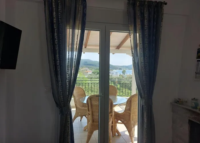 Port Bay View, Porto Coufo *