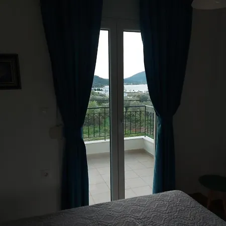 Port Bay View, Porto Coufo Apartament *