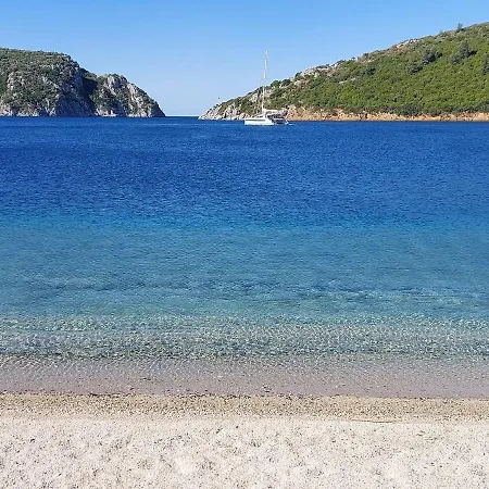 Port Bay View, Porto Coufo *