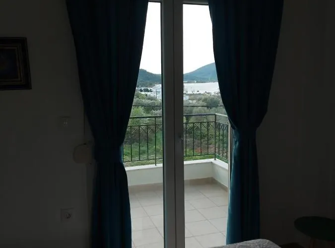 Port Bay View, Porto Coufo Lägenhet *