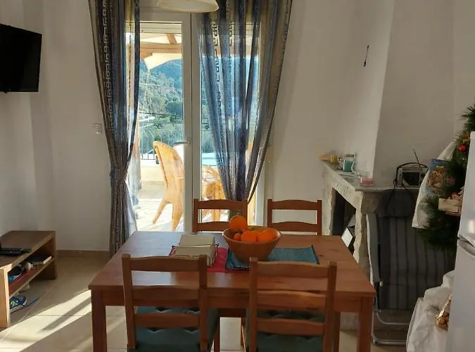 Lägenhet Port Bay View, Porto Coufo *